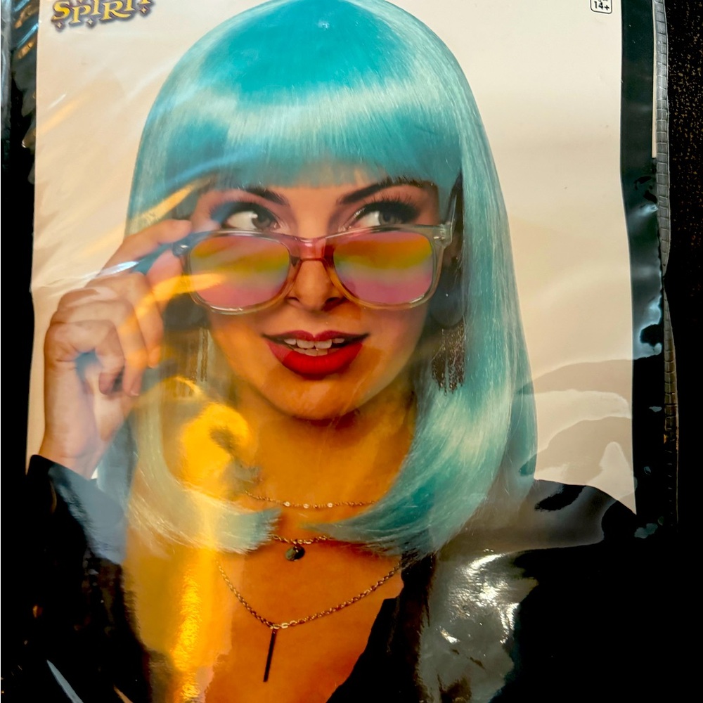 NIP Spirit Halloween wigs